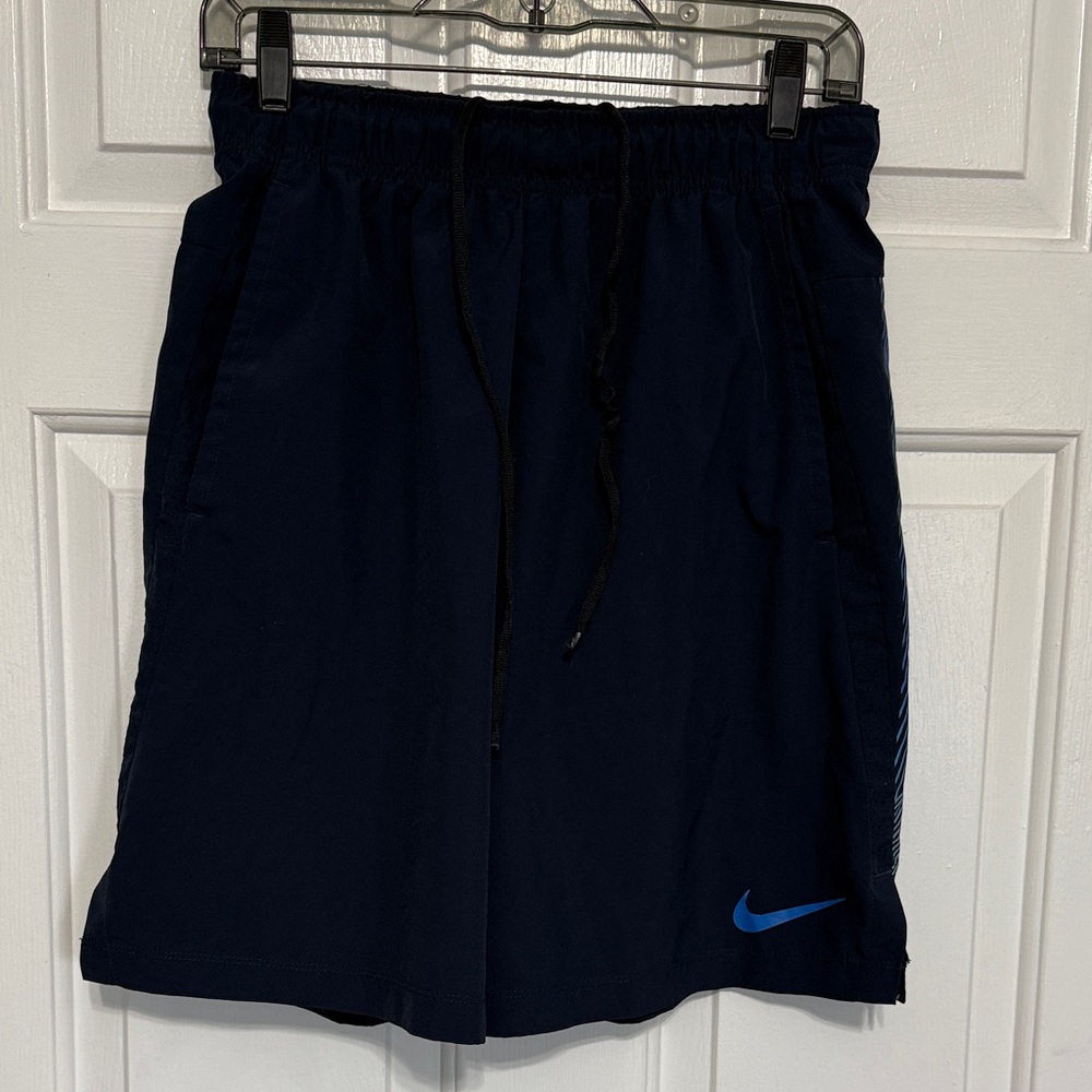 Nike Men's Dark Blue Athletic Shorts